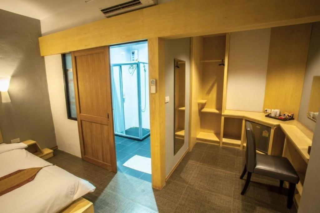 Nh Elegant Hotel Sakon Nakhon Dış mekan fotoğraf